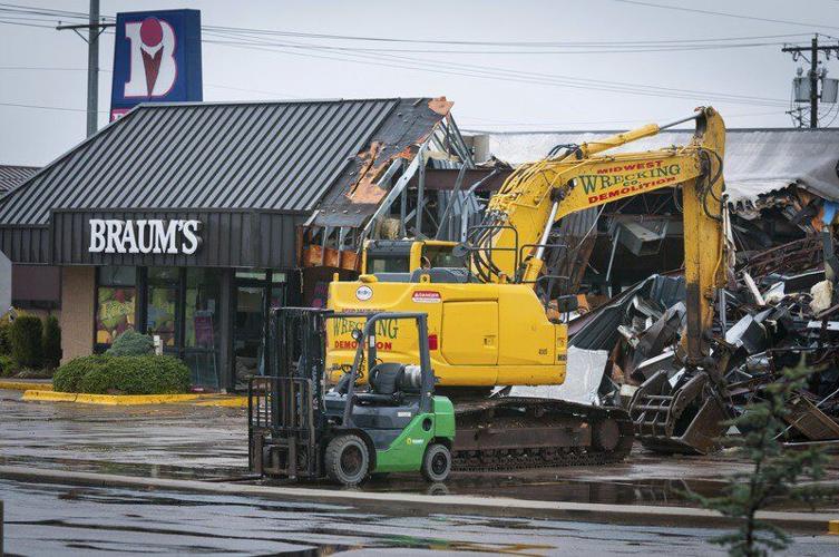 Braum's Store on Country Club demolished; new store coming ...