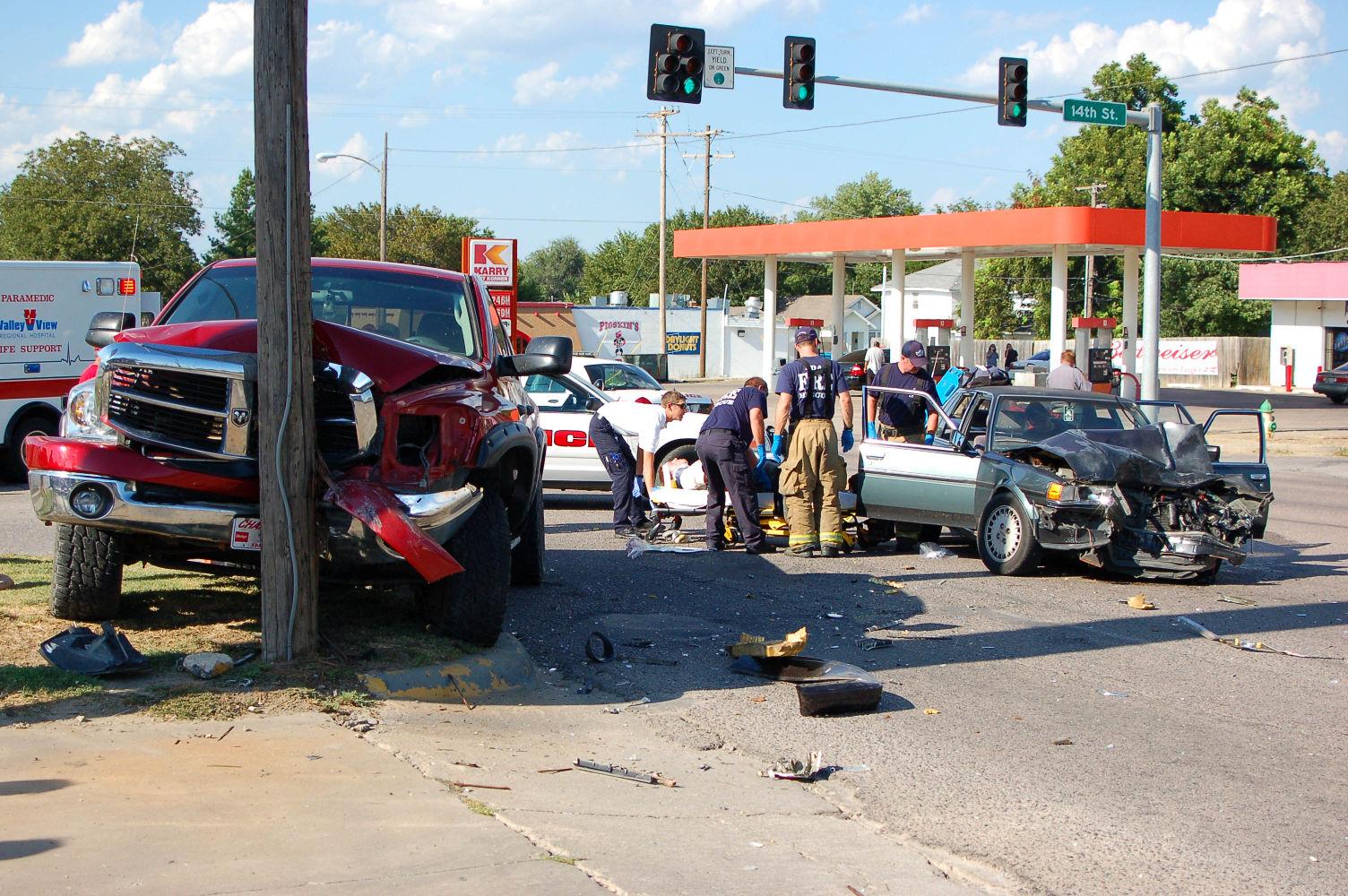 Three injured in Ada crash Local News