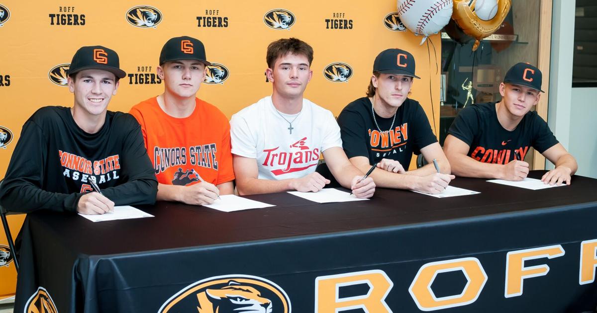Five Roff seniors to play college baseball | | theadanews.com