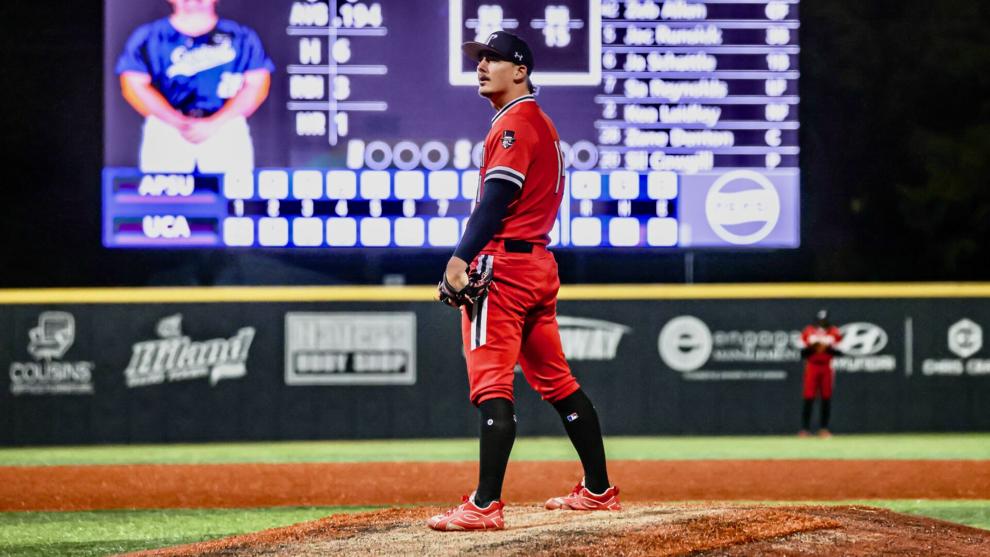 Tupelo's Airington drafted by Rangers, but returning to Austin Peay