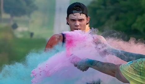 Vanoss marks return to school with color run and block party