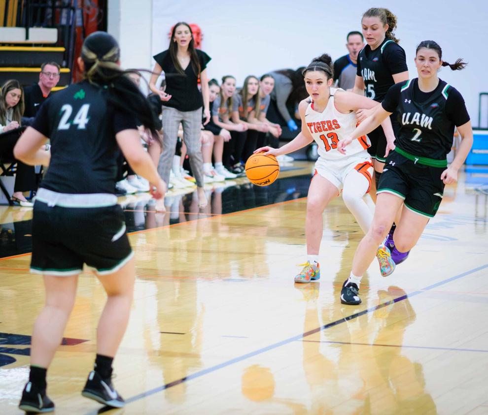 ECU women shoot past Cotton Blossoms