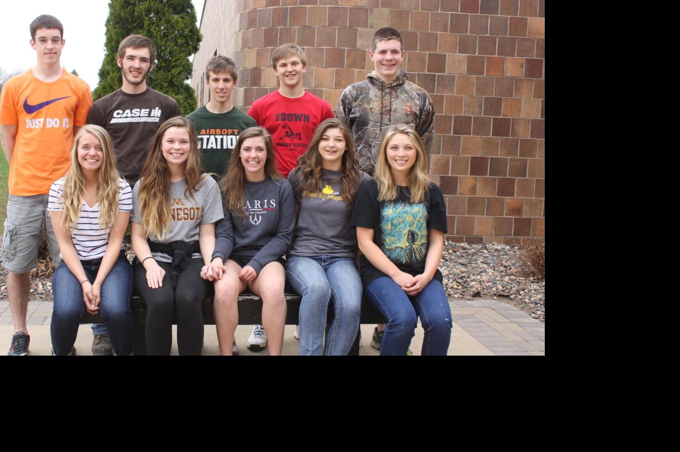 Amery High School selects 2016 Prom Court Schools