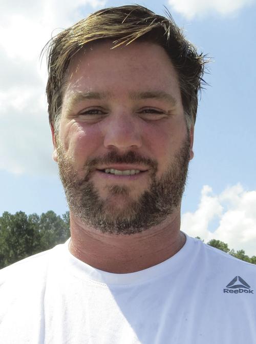 Brewer assistant coach played with D.J. Looney at Mississippi State