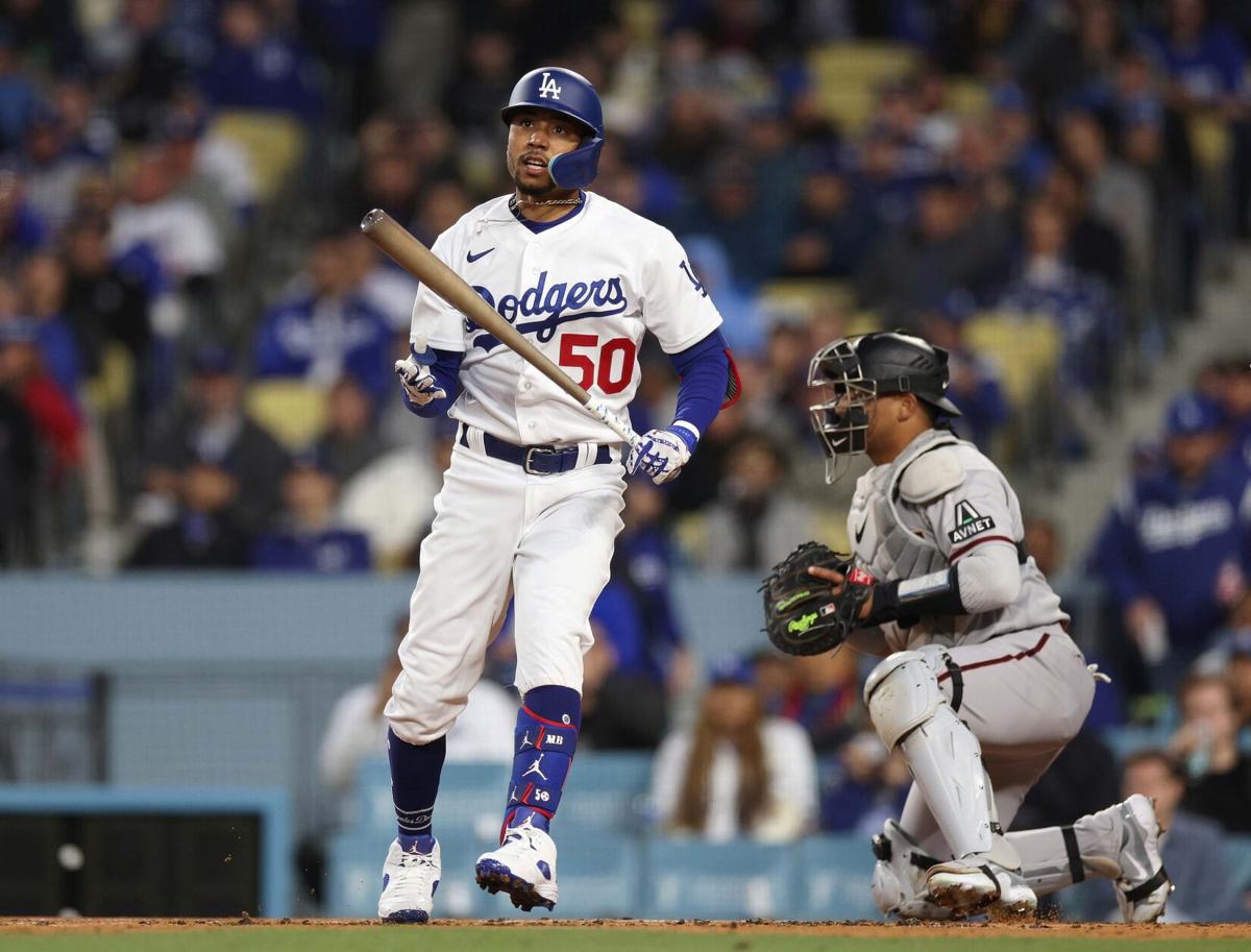 Chelsea FC USA on X: Look who stopped by Dodger Stadium