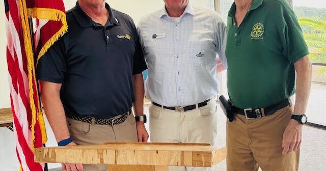 Rotary Club hosts speaker Mark Williams