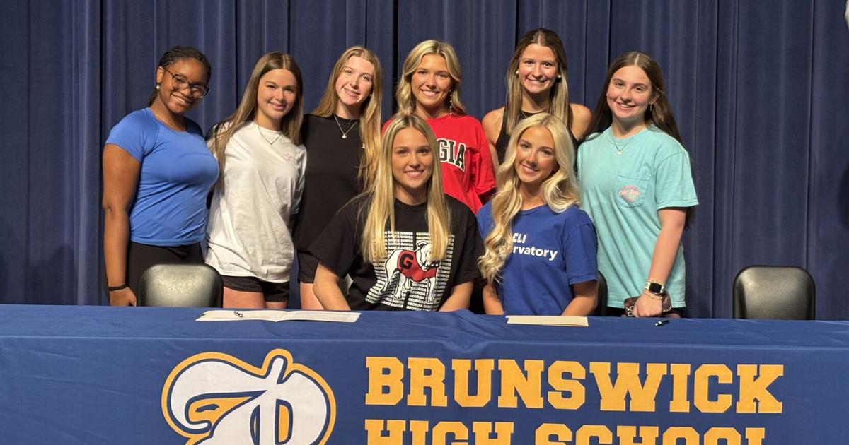 Brunswick High dance team members sign with colleges