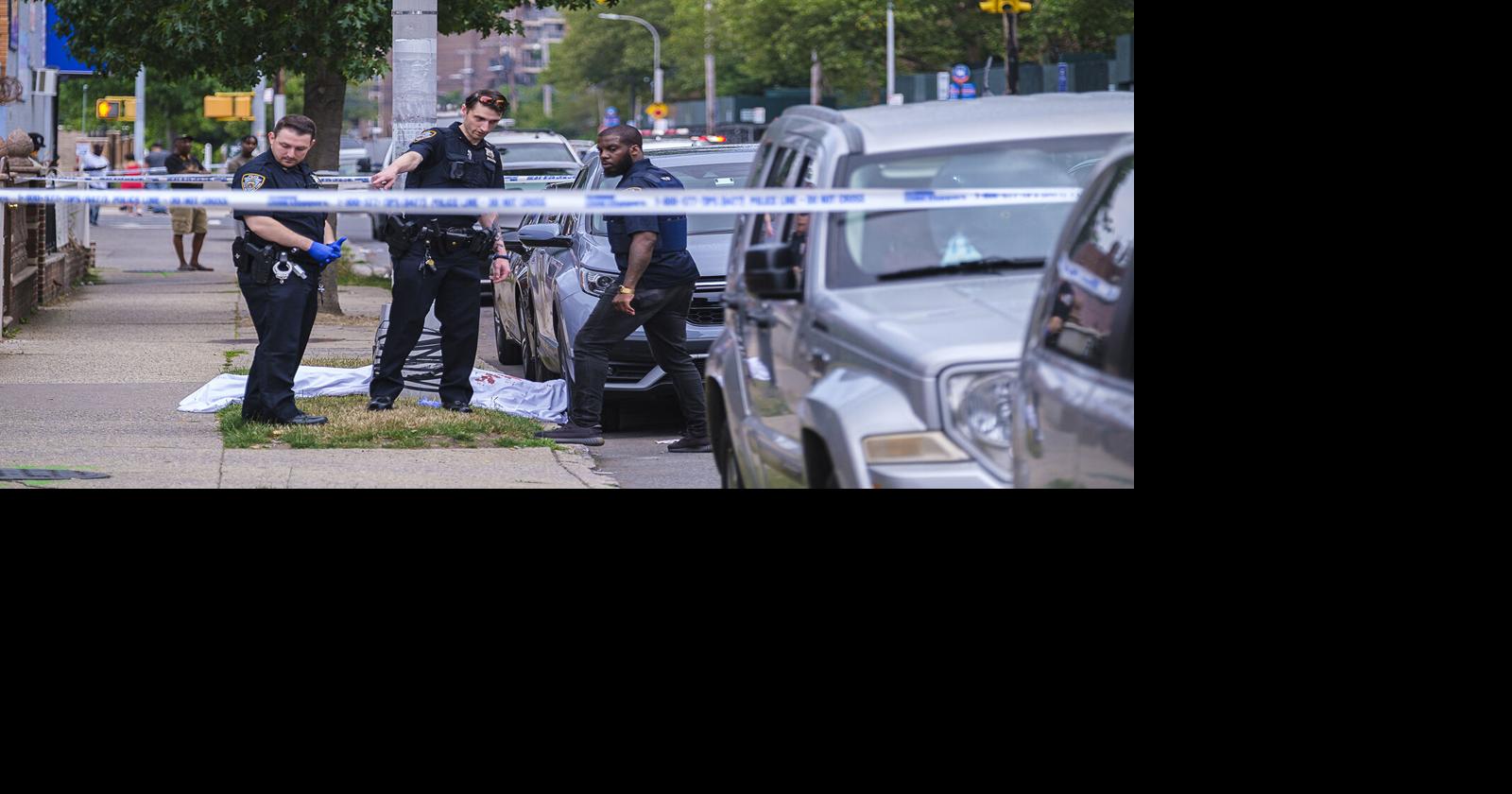 Suspect charged with shooting to death Brooklyn man fighting with an ex ...