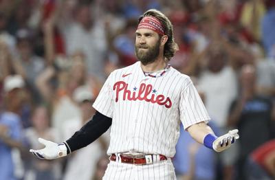 Bryce Harper leads Phillies with inside-the-park home run to 10-4 over  Giants