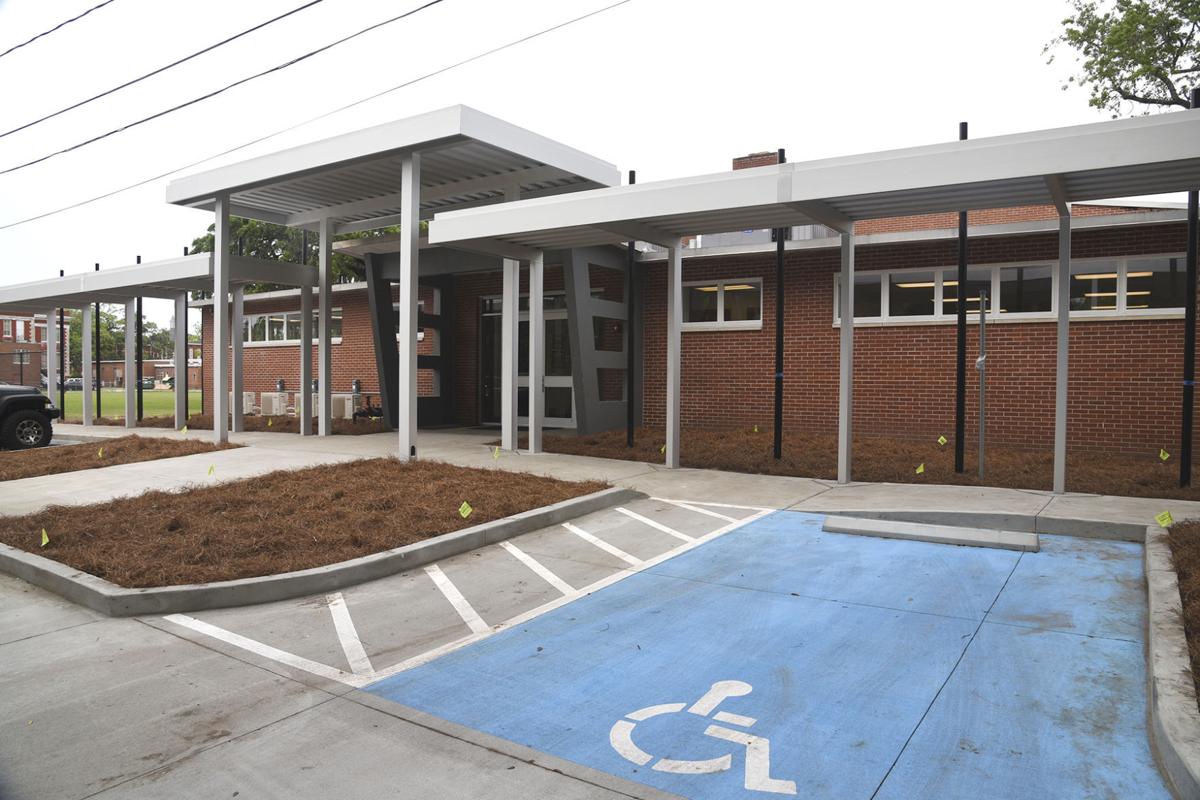 Glynn Academy unveils new football field house | Local ...