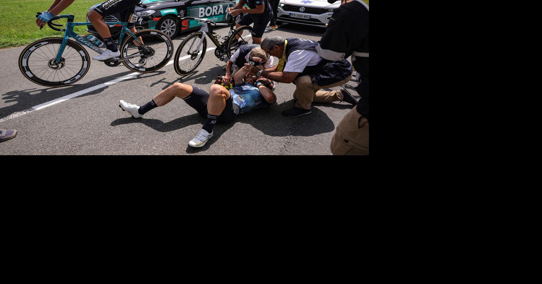 Mark Cavendish’s Tour de France record attempt ends with crash in stage