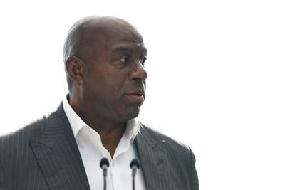 Magic Johnson joins Sixers owner Josh Harris' group in bid to buy