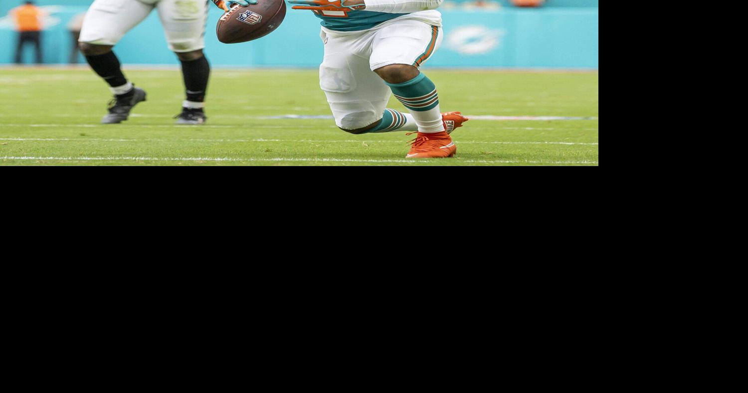 Troy Renck: Who does former Oregon Duck Bo Nix need as a target for Broncos? Jaylen Waddle, of course.