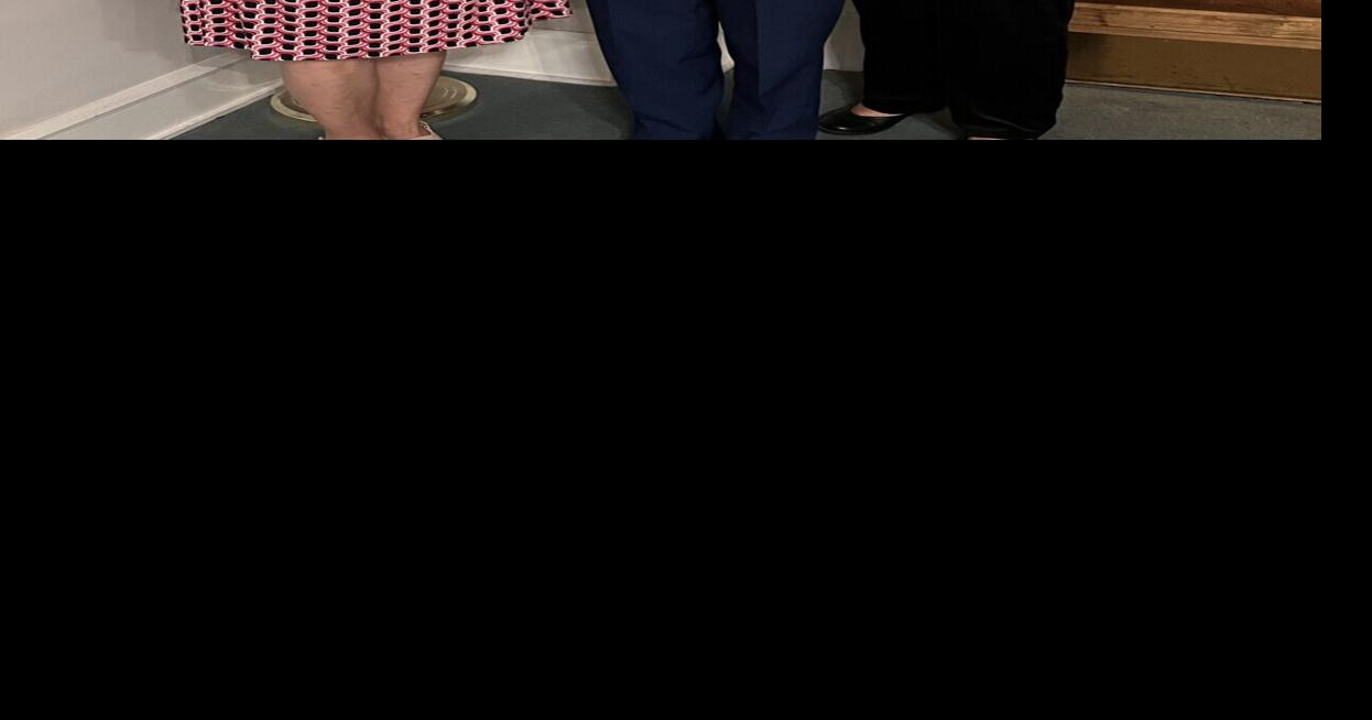 Fort Frederica Chapter presents JROTC bronze medal Community Life