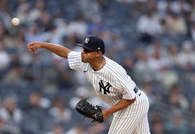 Yankees split doubleheader against White Sox after starter Randy Vasquez  gets first career win, National Sports
