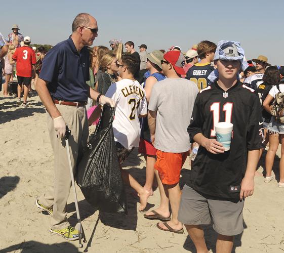 "Frat Beach" event attracts hundreds of fans to Glynn County