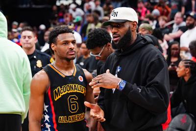 Lakers' LeBron James Discusses State of Youth Basketball: 'I Think