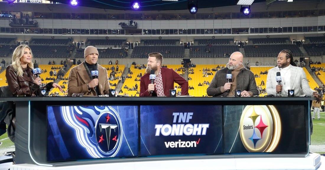 NFL: Tennessee Titans at Pittsburgh Steelers
