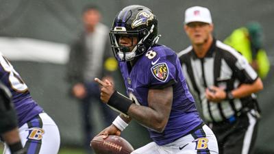Dave Hyde: It'd be franchise malpractice for Dolphins not to explore Lamar  Jackson, Aaron Rodgers, National Sports