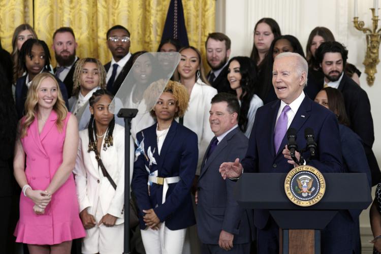 LSU women's basketball champs to accept White House visit 