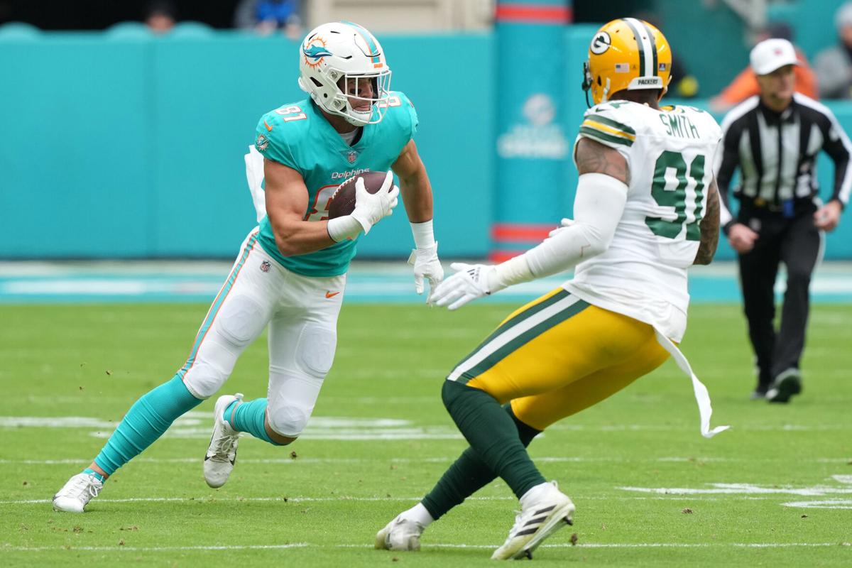 Chris Perkins: Dolphins' tight ends will serve as sixth offensive