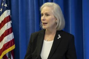 Stablecoin legislation advances in Senate in big win for crypto
