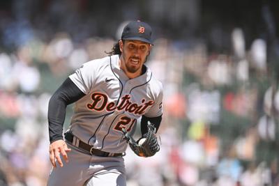 Tigers lose to White Sox on wild pitch in 10th inning