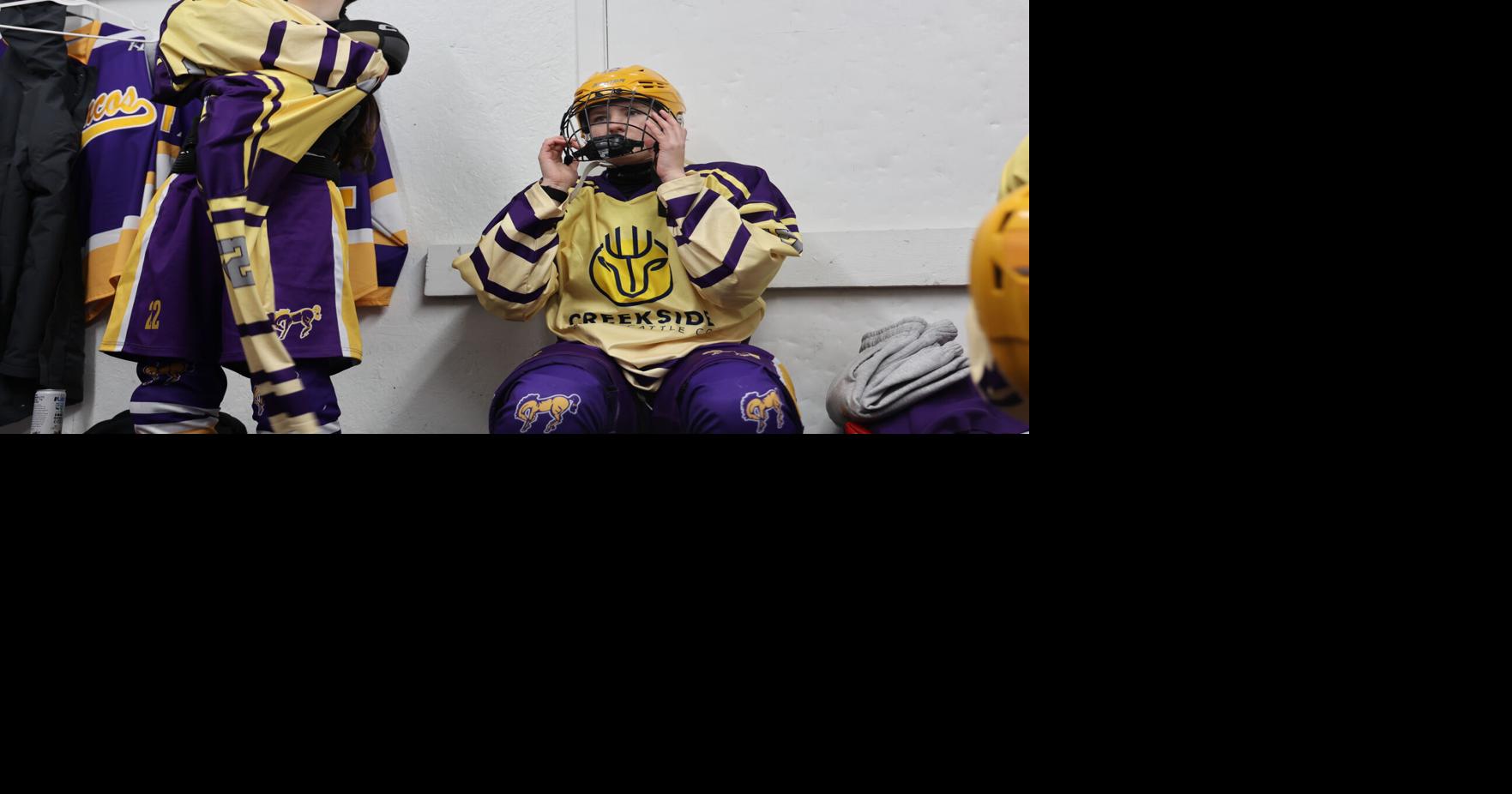 Two Canadian girls drive thousands of miles to play Minnesota high school hockey