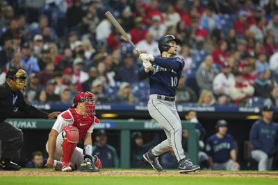 Hernandez, Kelenic provide power as Mariners start trip with victory over  Phillies, National Sports