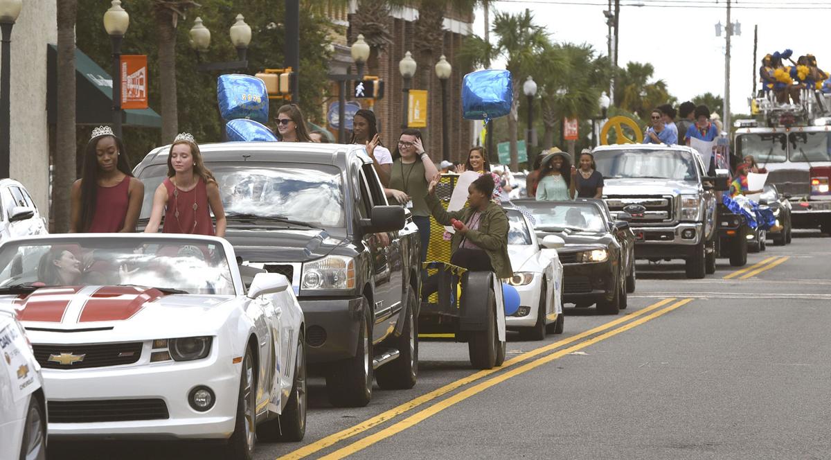 homecoming parade
