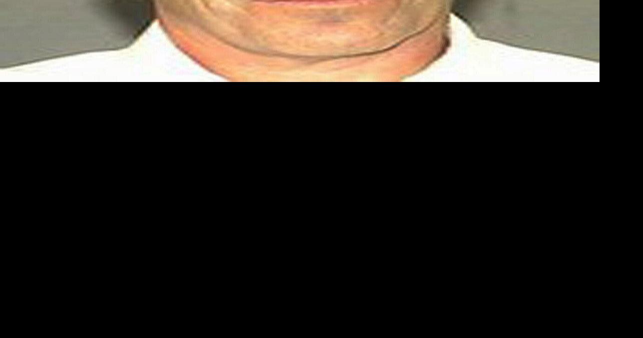 Epstein haunts GOP in midterms as Democrats vow fresh probes Josh Wingrove, Bloomberg News Oct 25, 2026 37 mins ago