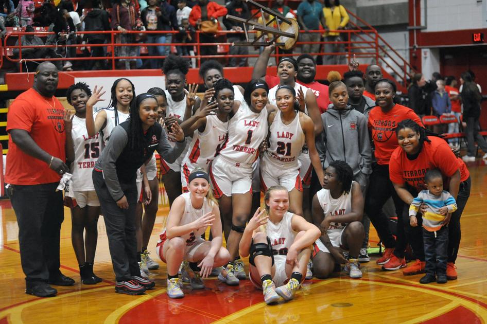 Final Stand Terrors Beat Gladiators In Home Finale Advance To
