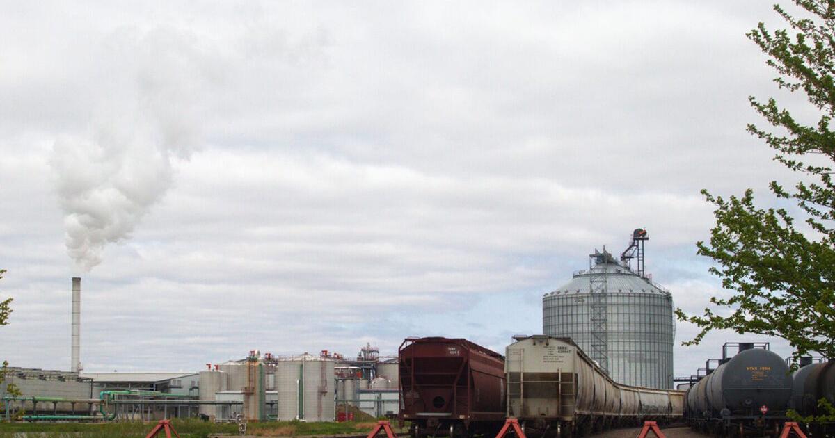 New Midwest battles brew over CO2 pipelines - Vimarsana News