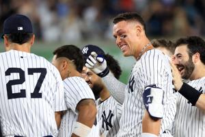 Yankees overcome 7 hitless innings, walk off Mariners on Aaron Judge's sac fly for series sweep