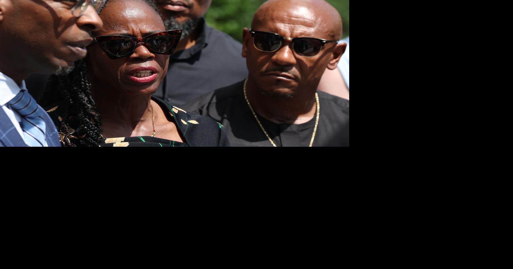 Illinois state Rep. Carol Ammons and husband, Champaign Clerk Aaron Ammons, plead not guilty to federal charges Olivia Olander, Chicago Tribune Jul 16, 2026 1 hr ago