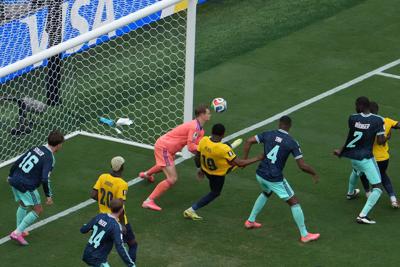 Ecuador Stuns Germany with Thrilling Upset, Secures Spot in World Cup Round of 32