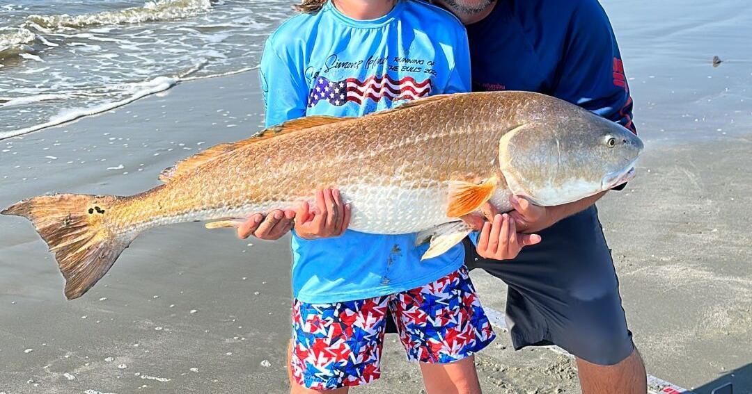 Isles 10-year-old reels in youth world record redfish | Local News ...