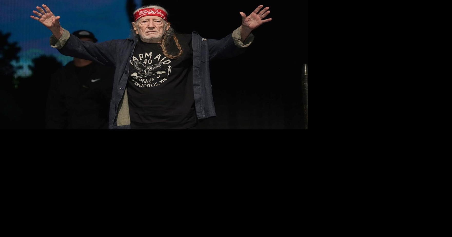 Willie Nelson takes a bow near the end of Farm Aid 40 at Huntington Bank Stadium in Minneapolis on Sept. 20, 2025.