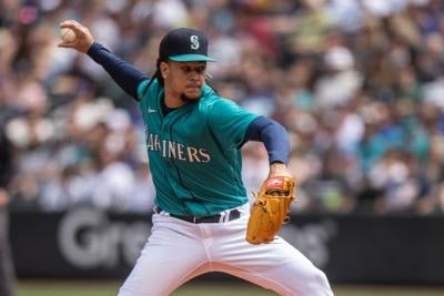 Luis Castillo shuts down Pirates as Mariners coast to victory, National  Sports