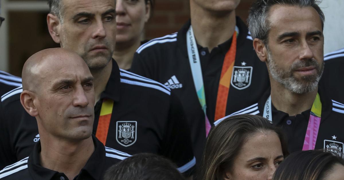 Rubiales dice que dimitirá de su cargo de presidente de la Federación Española de Fútbol | deportes nacionales Rubiales dice que dimitirá de su cargo de presidente de la Federación Española de Fútbol | deportes nacionales