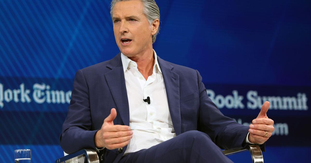 Newsom boasts of California's upcoming minimum wage increase, criticizes Trump for ignoring workers Iris Kwok, Los Angeles Times Aug 1, 2026 1 hr ago