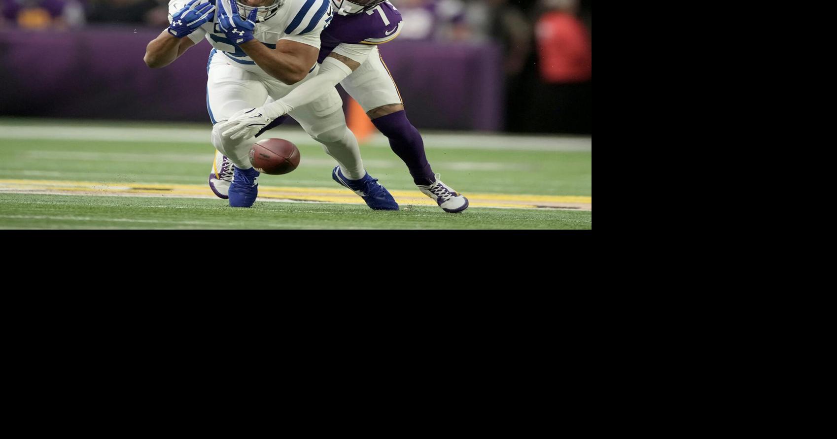 Vikings defense leads Minnesota to 16-10 victory over Colts