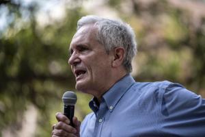 Democrat Lloyd Doggett won’t seek re-election if courts don’t overturn Texas redistricting