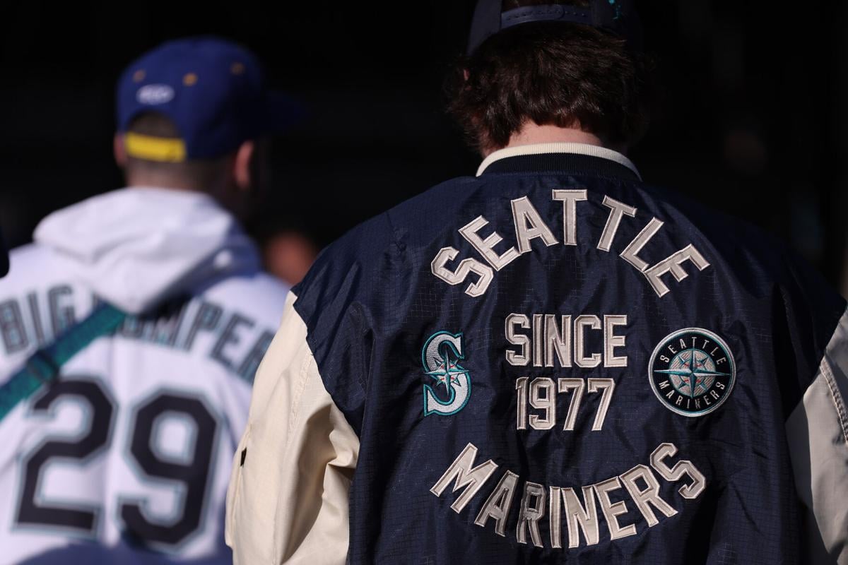 Larry Stone: Why fans dislike this Mariners team so much, National Sports