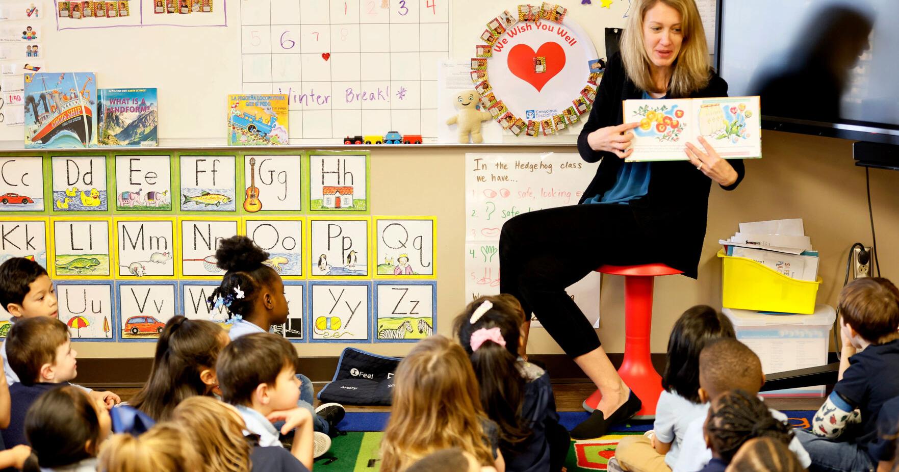 This school tries unique strategy to prepare young kids to learn to read - Vimarsana News