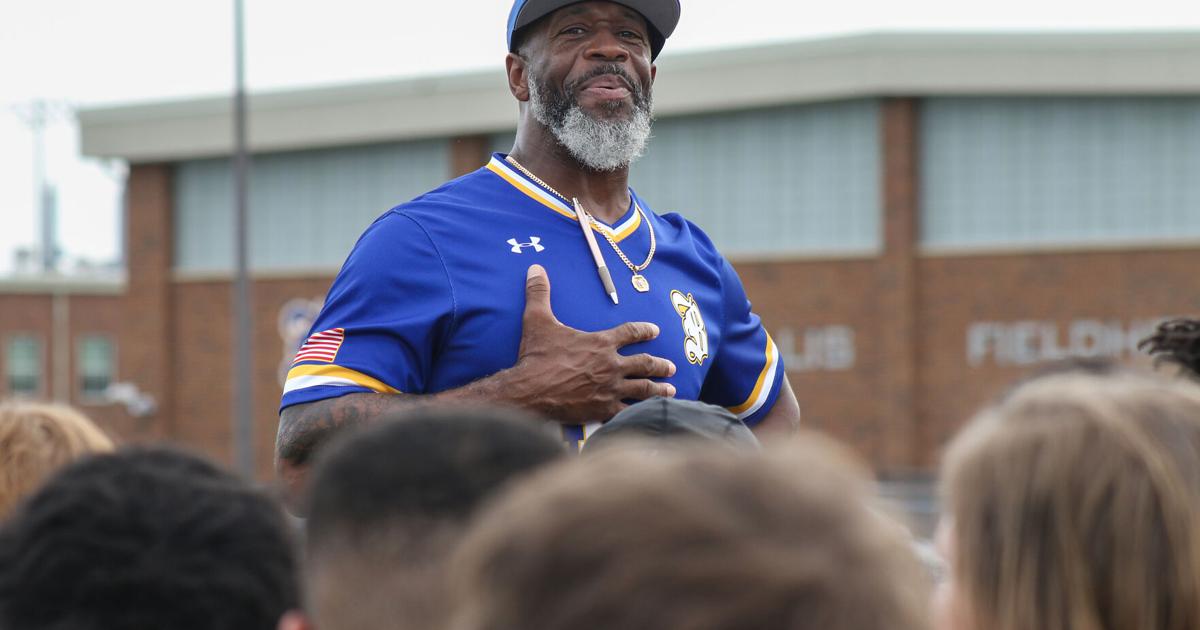 THE CLASH ON THE COAST: New coaches at Brunswick, Camden square off in season opener