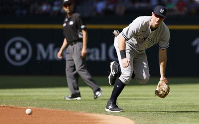 New York Yankees DJ LeMahieu Another Year Another Gold Glove For