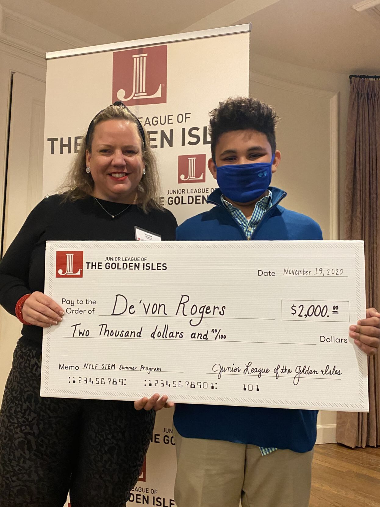 Junior League gifts student scholarship - Vimarsana News