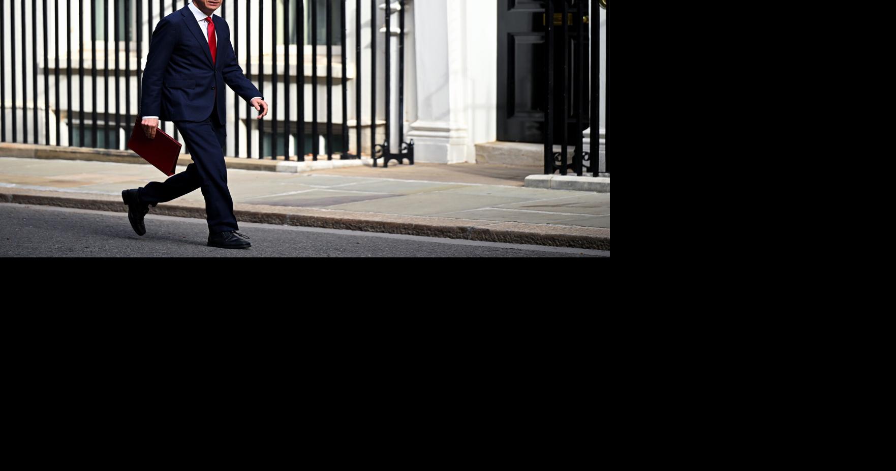 UK rebuffs Milei on Falklands, vows to keep British control Chloe Chaplain, Bloomberg News Sep 4, 2026 1 hr ago