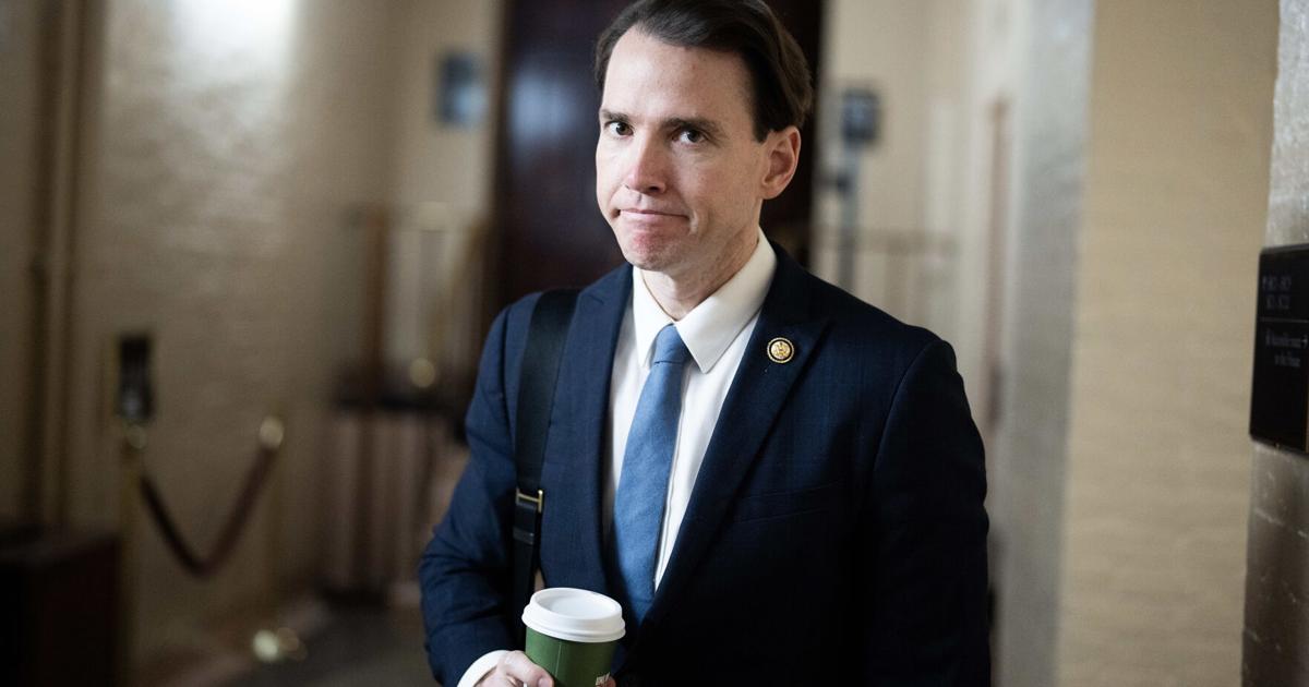 GOP immigration funding bill clears House, heads to Trump Aidan Quigley and Valerie Yurk, CQ-Roll Call Jun 9, 2026 1 hr ago